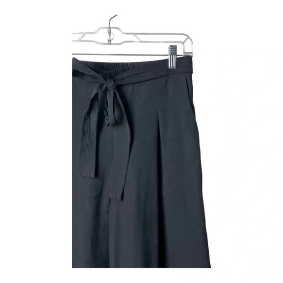 0425. BCBG MAXAZRIA CROPPED WIDE LEG PANTS BLACK‎ IN COLOR SIZE SMALL - Picture 3 of 11